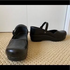 Mercelle Mary-Jane Danskos